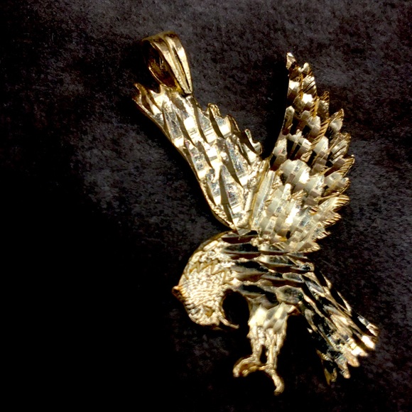 14k gold eagle pendant - Picture 4 of 9